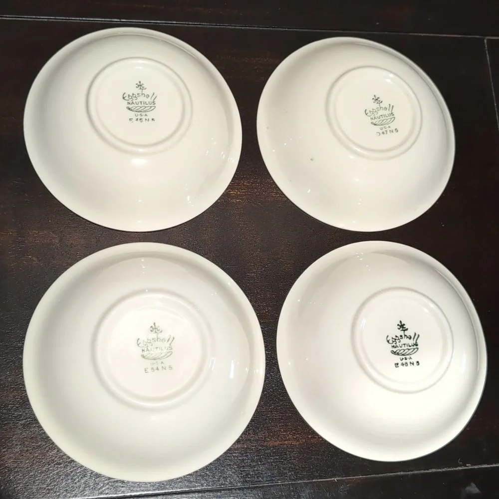 Homer Laughlin set eight